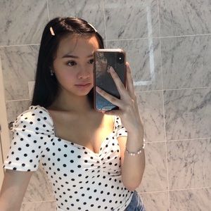 Meet your Posher, Alyssa